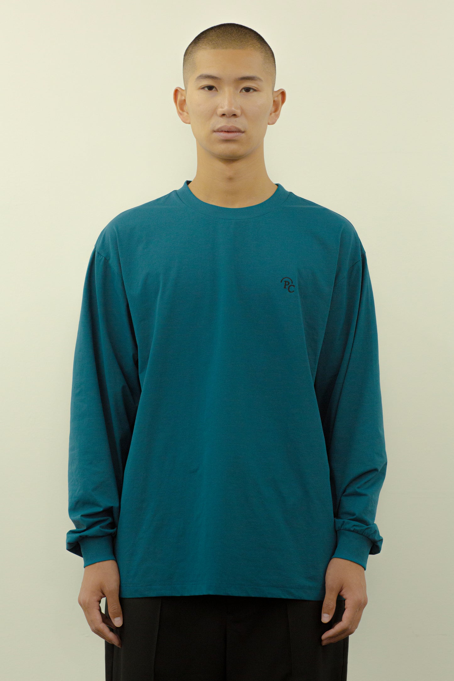 STANDARD LONG SLEEVE T-SHIRT