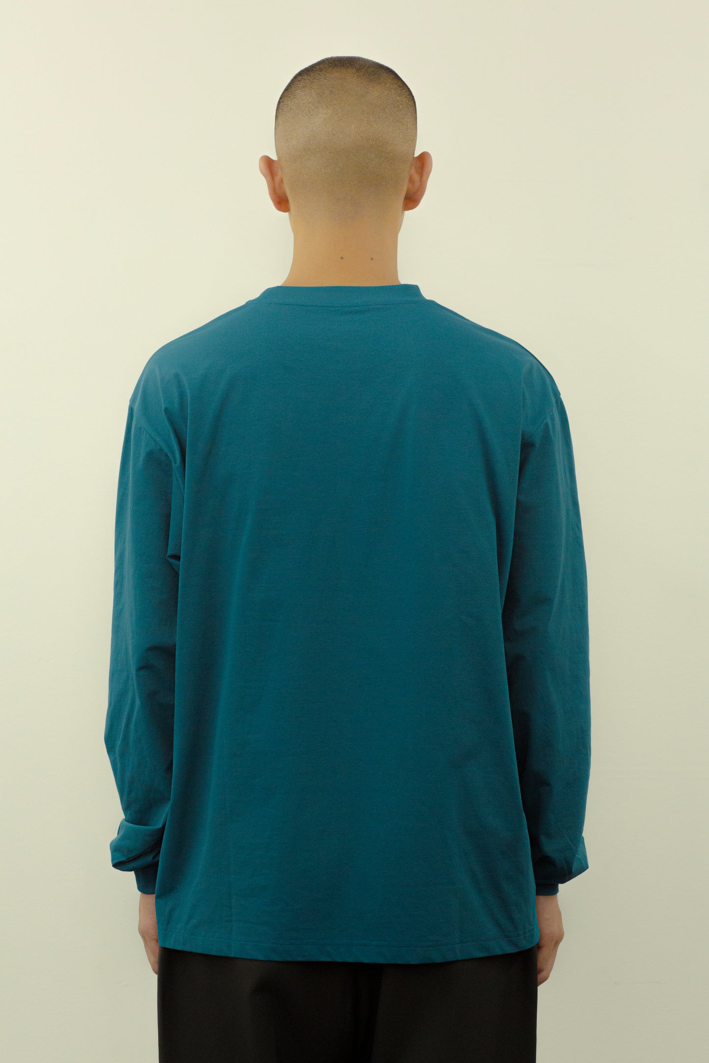 STANDARD LONG SLEEVE T-SHIRT