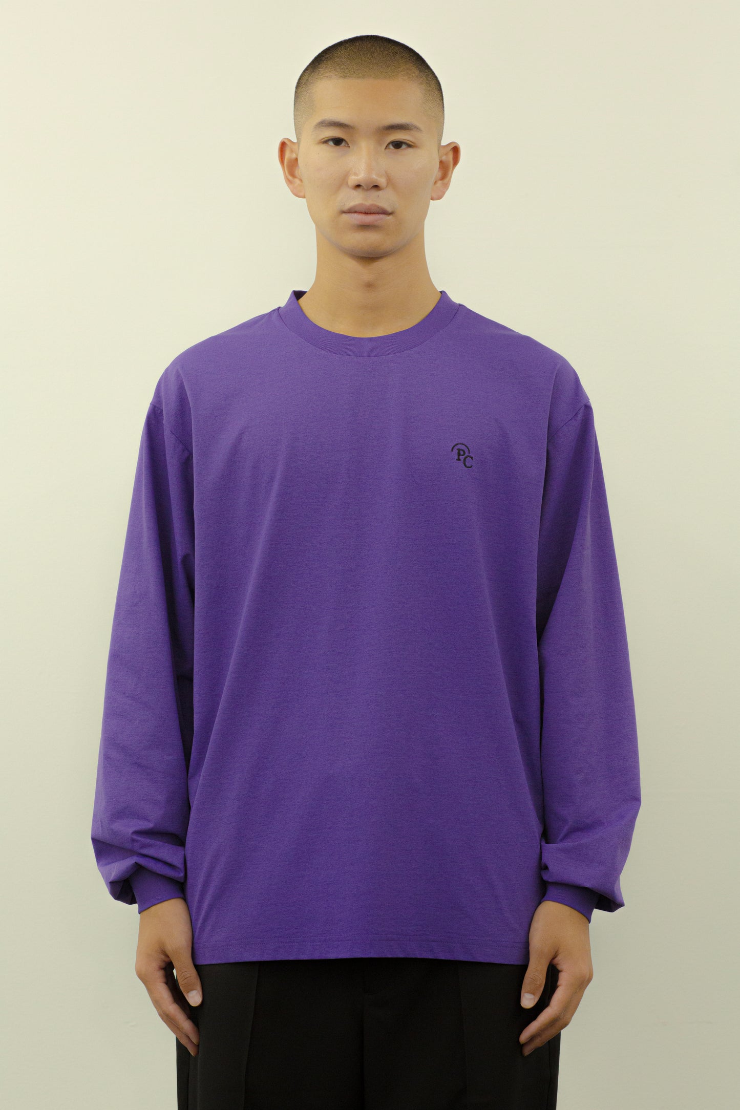 STANDARD LONG SLEEVE T-SHIRT