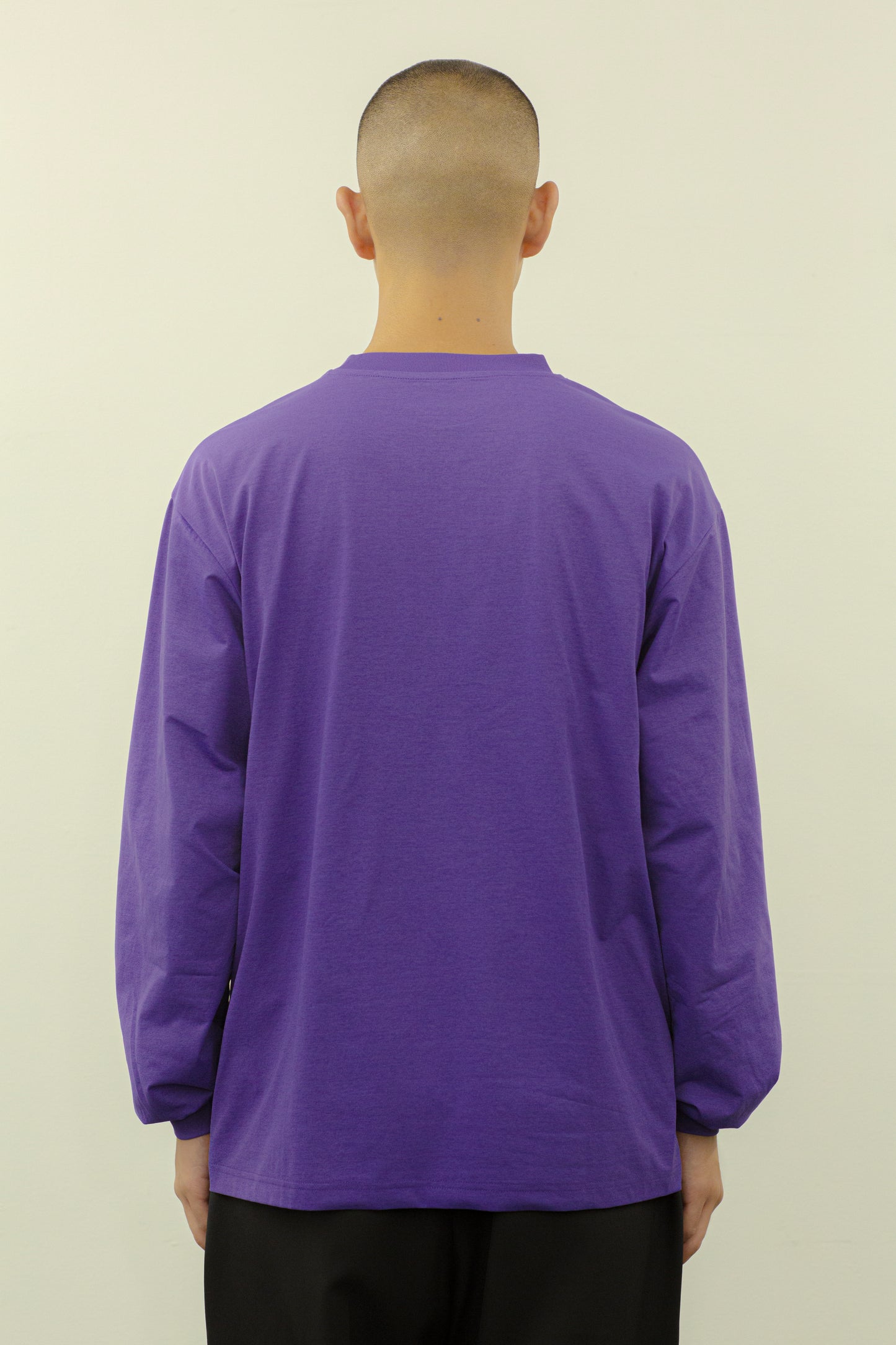 STANDARD LONG SLEEVE T-SHIRT