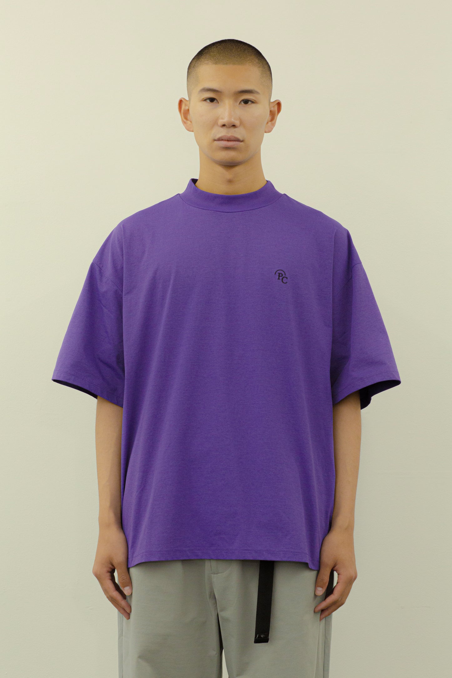 MOCK NECK T-SHIRT