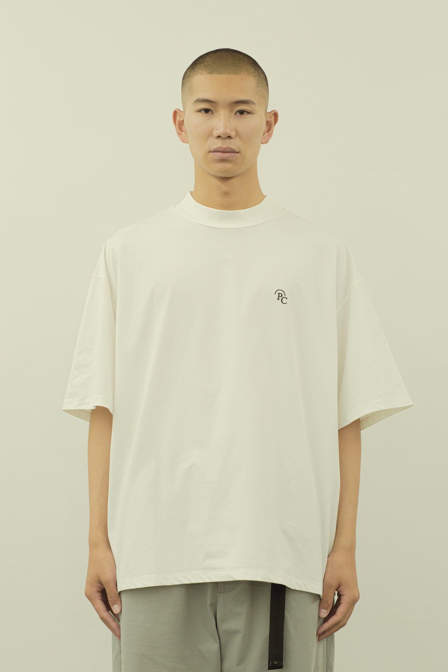 MOCK NECK T-SHIRT