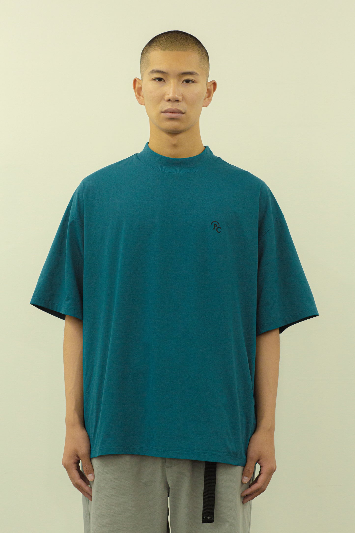 MOCK NECK T-SHIRT