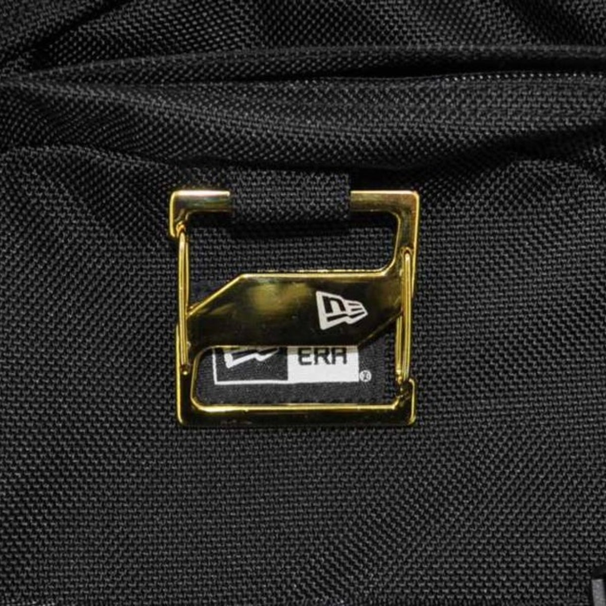 PRINT LOGO CARRIER 35L 【予約】2月15日発売予定【返品交換キャンセル不可】