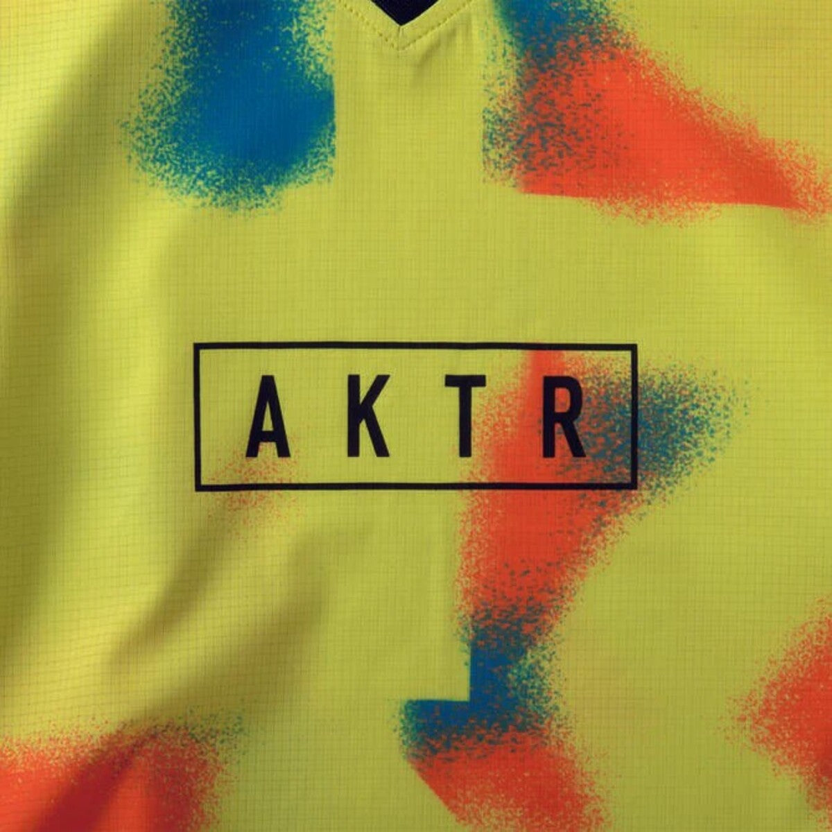 SCRIBBLE V-NECK PULLOVER SHOOTINNG SHIRTS 【予約】3月15日以降発送予定【返品交換キャンセル不可】