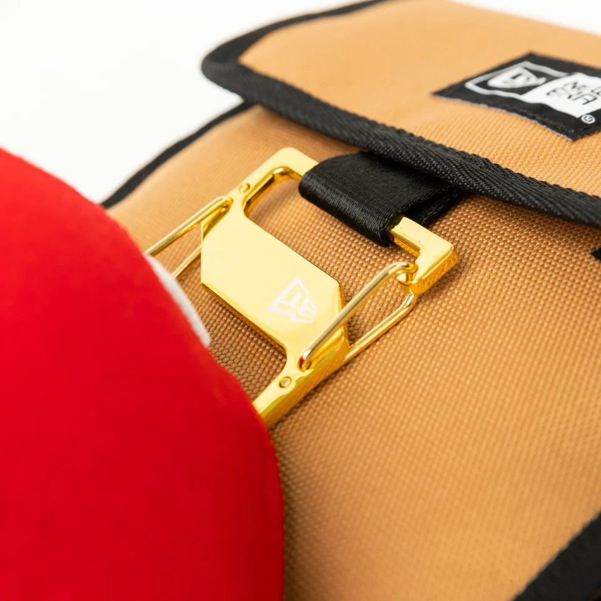 SQUARE NECK POUCH 0.5L 【予約】2月15日発売予定【返品交換キャンセル不可】