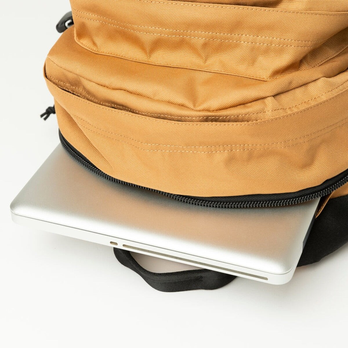 CARRIER PACK 35L 【予約】2月15日発売予定【返品交換キャンセル不可】