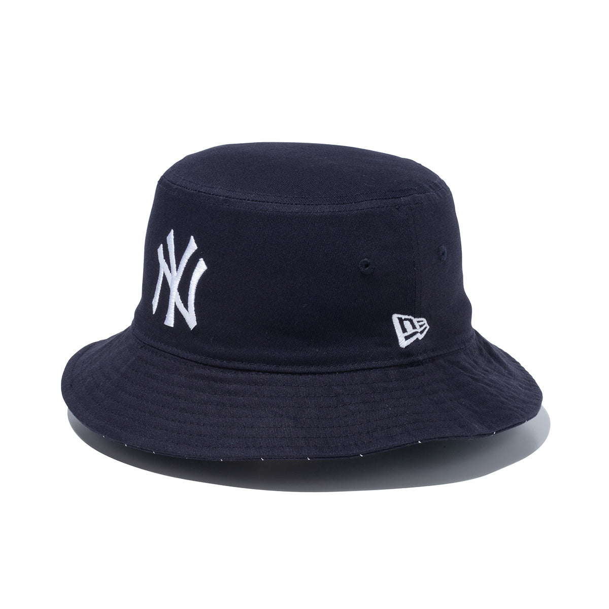 NEW YORK YANKEES REVERSIBLE BUCKET HAT