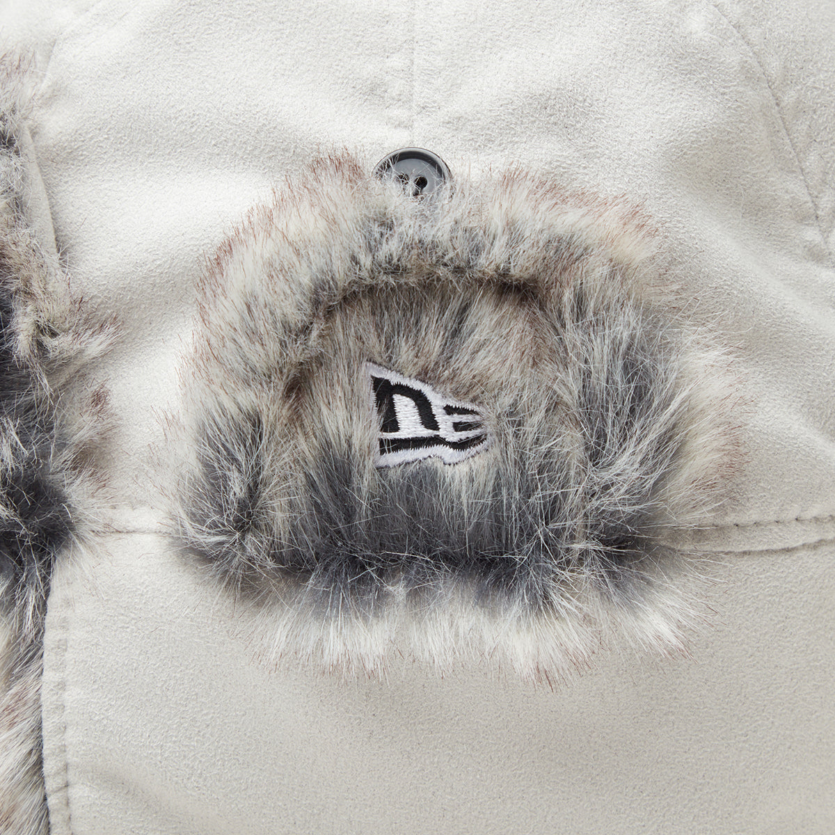 TRAPPER SYNTHETIC SUEDE