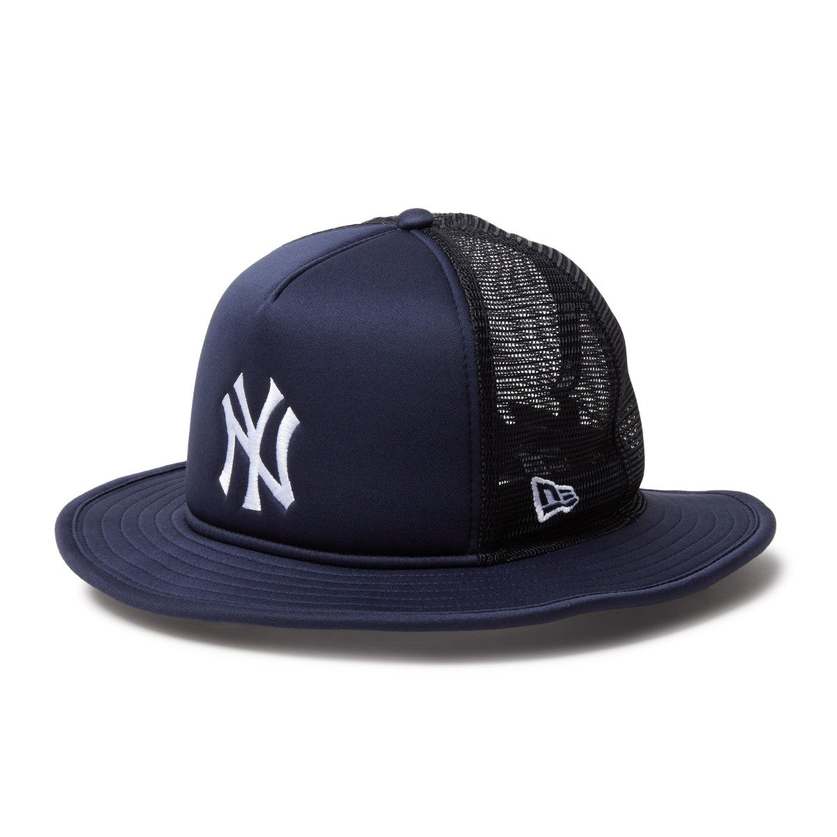 NEW YORK YANKEES 5-PANEL MESH BUCKET HAT A-FRAME
