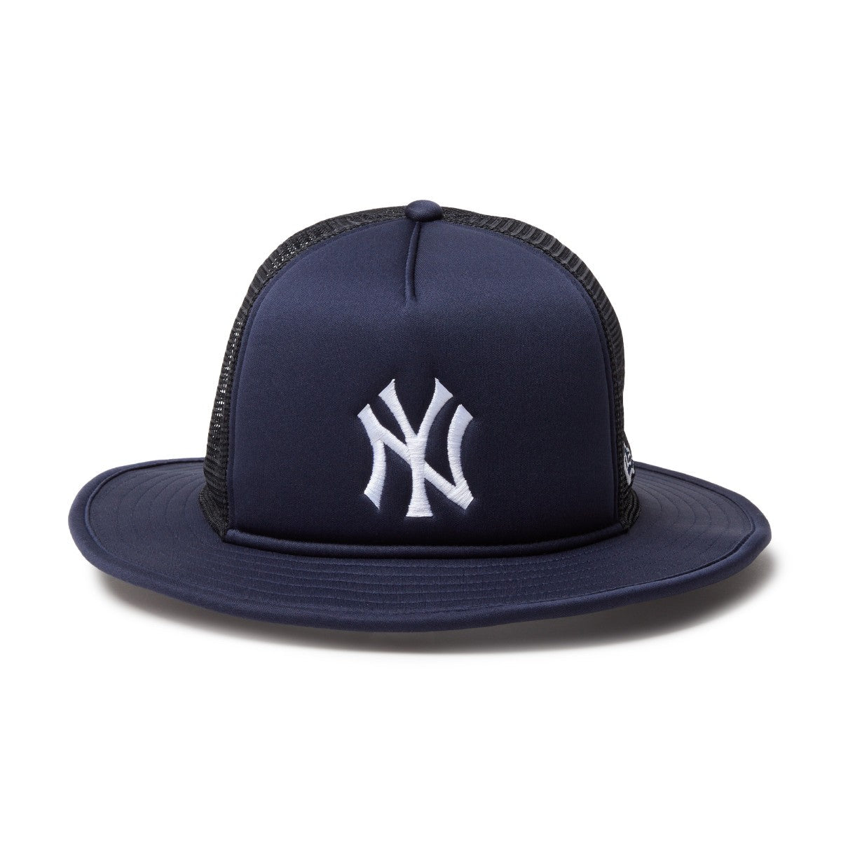NEW YORK YANKEES 5-PANEL MESH BUCKET HAT A-FRAME