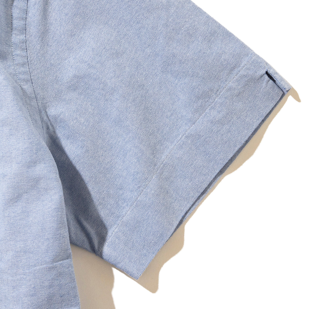 CLASSIC FIT OXFORD CAMP SHIRT