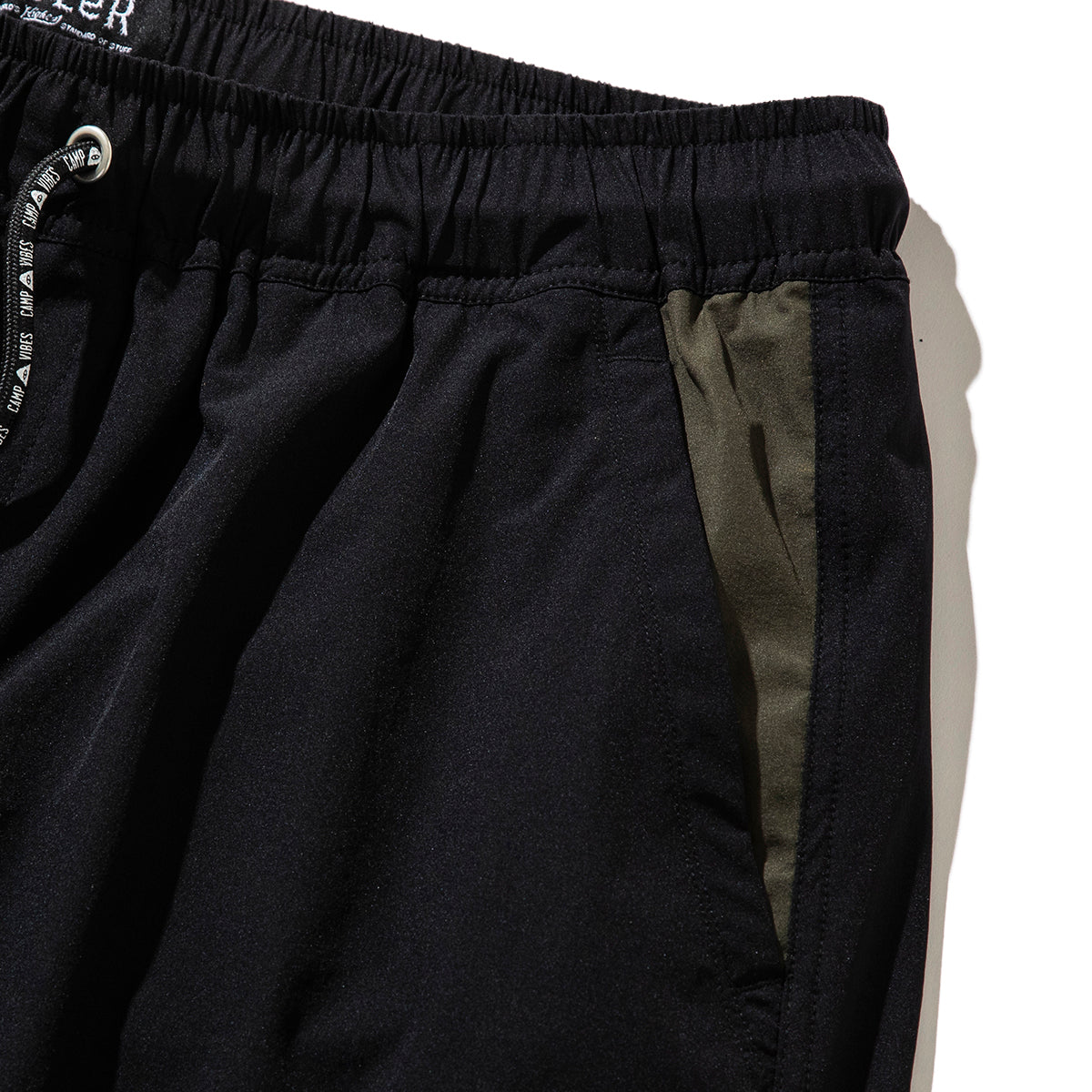 2WAY HYBRID SHORTS