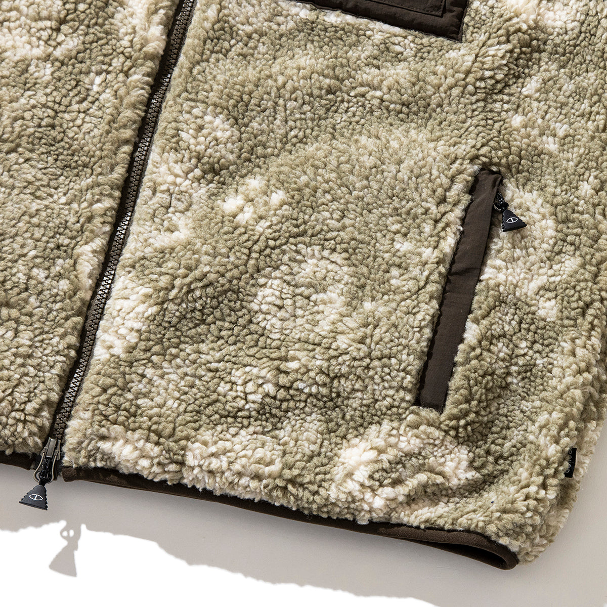 JACQUARD SHERPA VEST