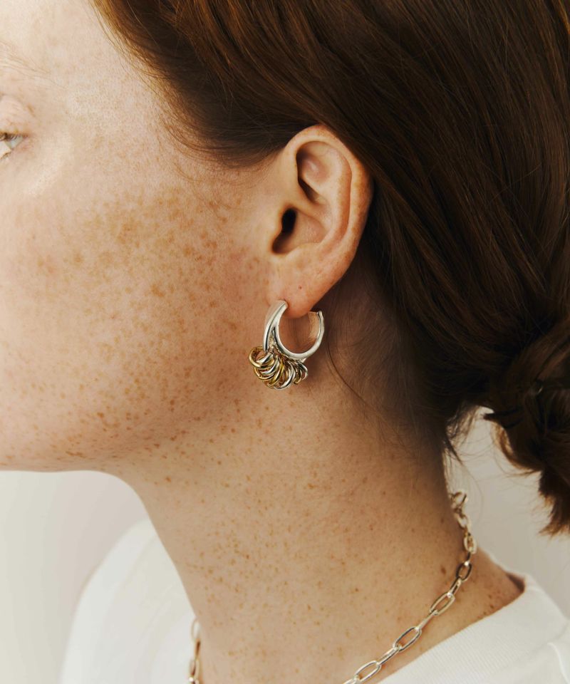 Volume coil pierced earrings