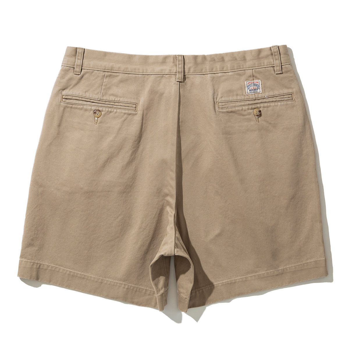 RELAXED FIT PLEATED CHINO SHORTS
