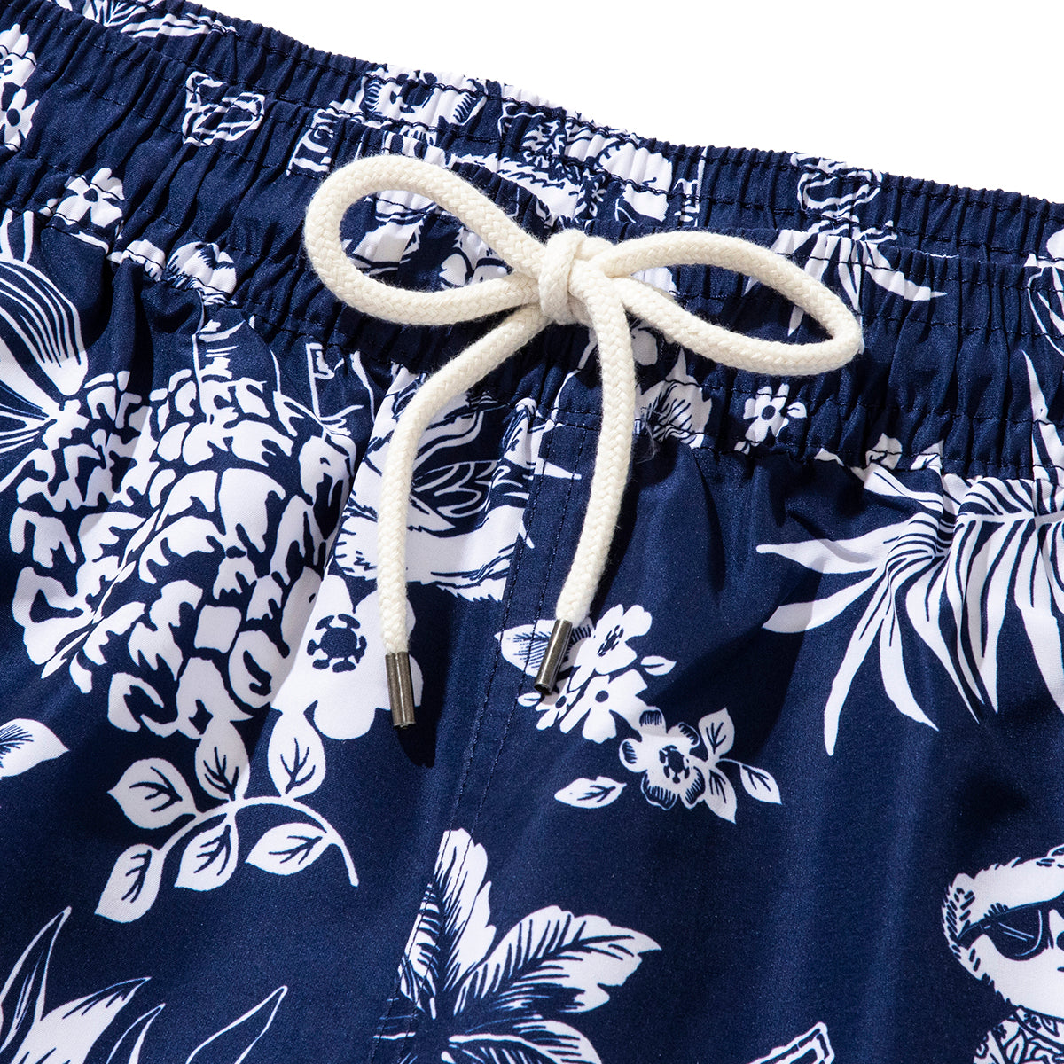 TRAVELER SWIM SHORT