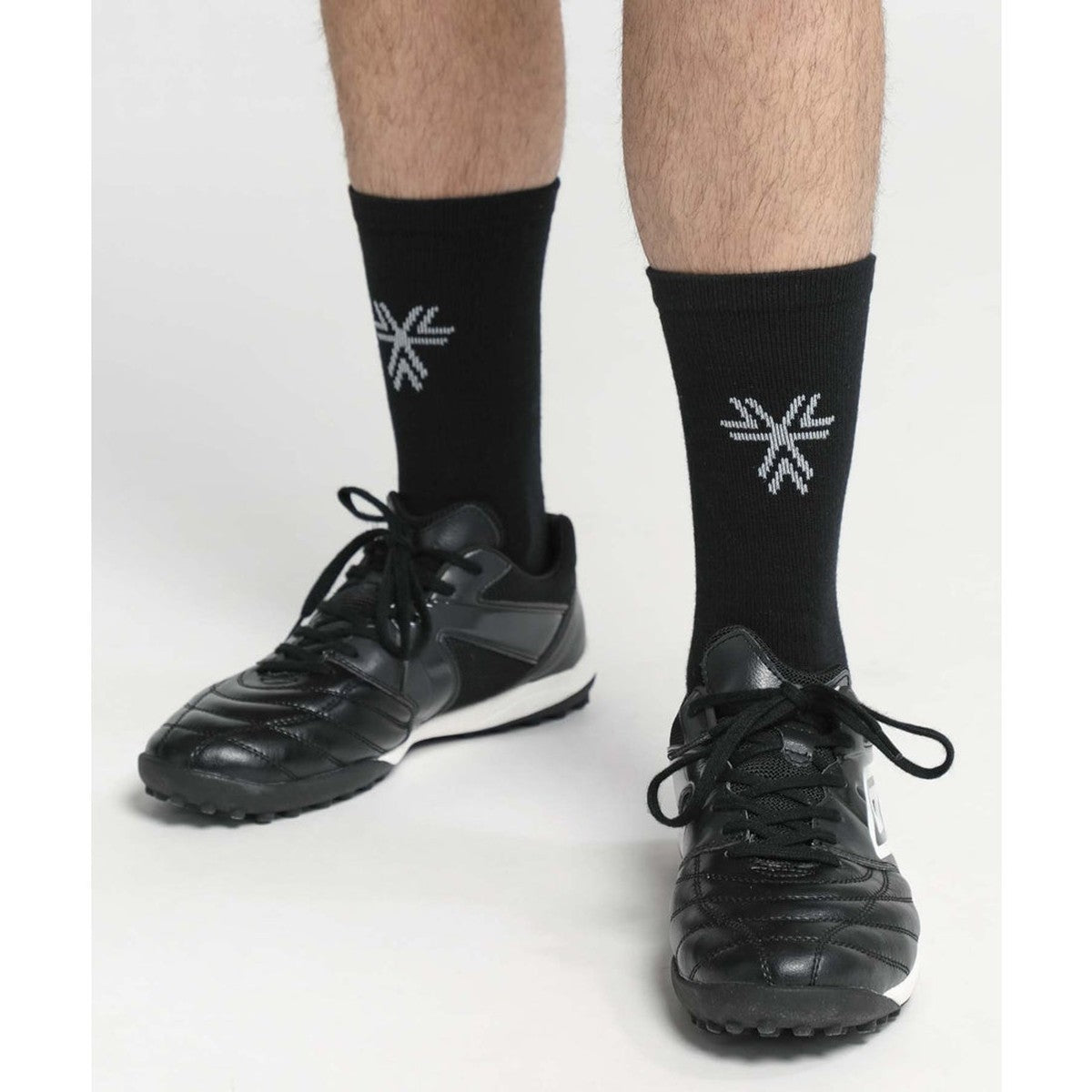 THE THIRD MIDDLE STOCKINGS