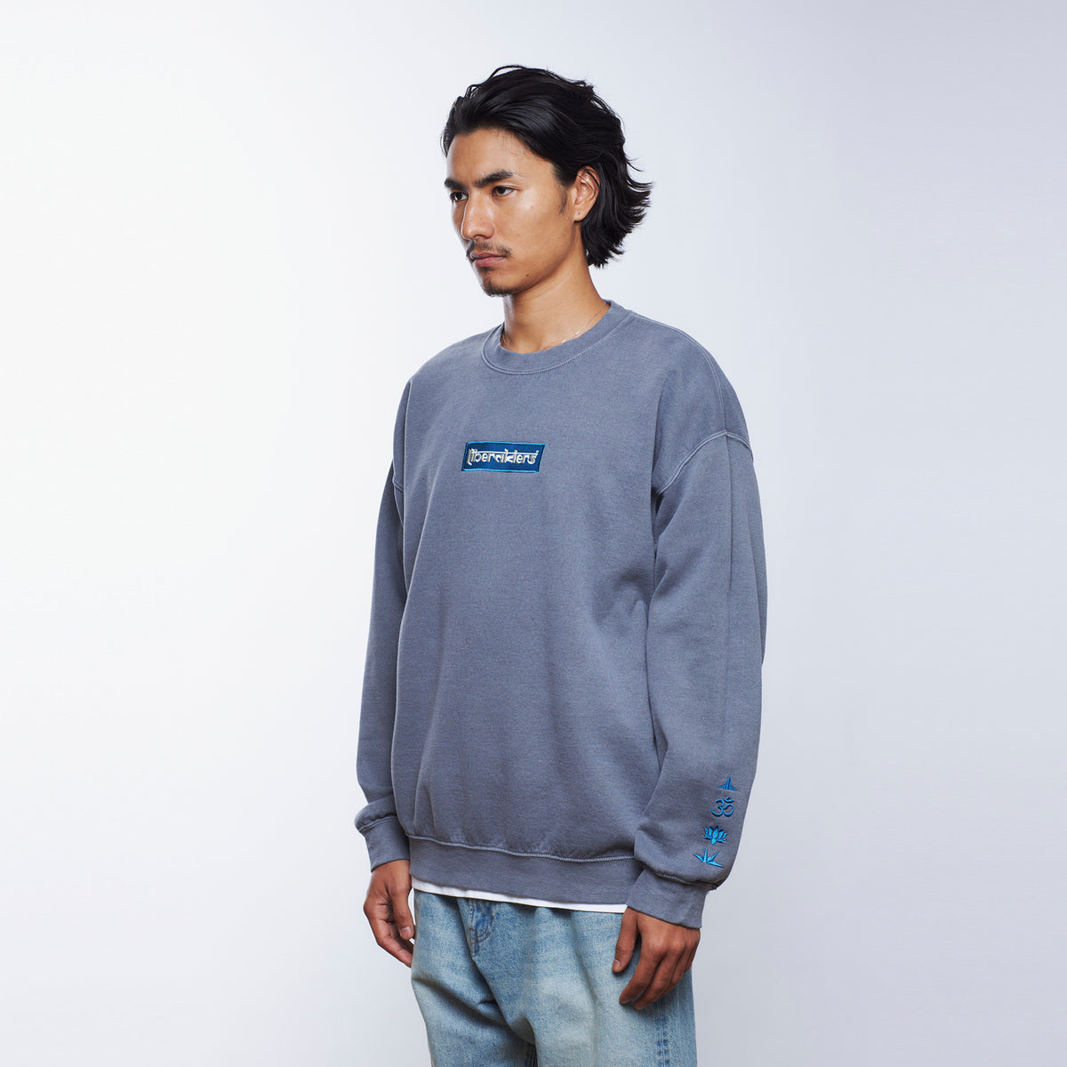 LR BOX LOGO CREWNECK