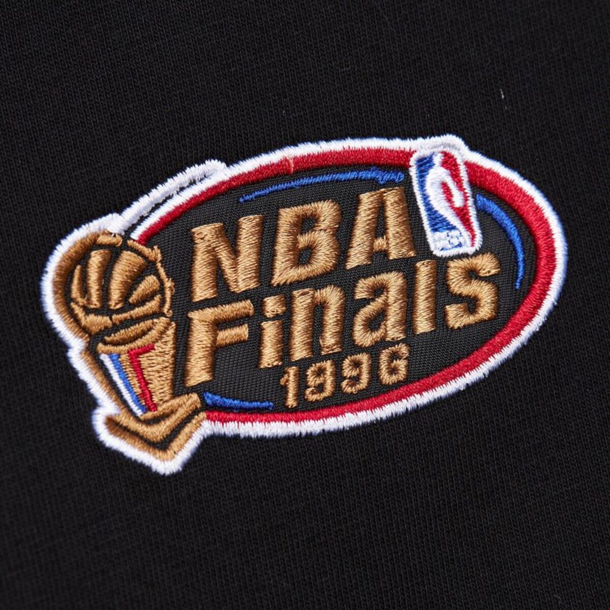 Jacquard Ringer SS Tee Vintage Logo