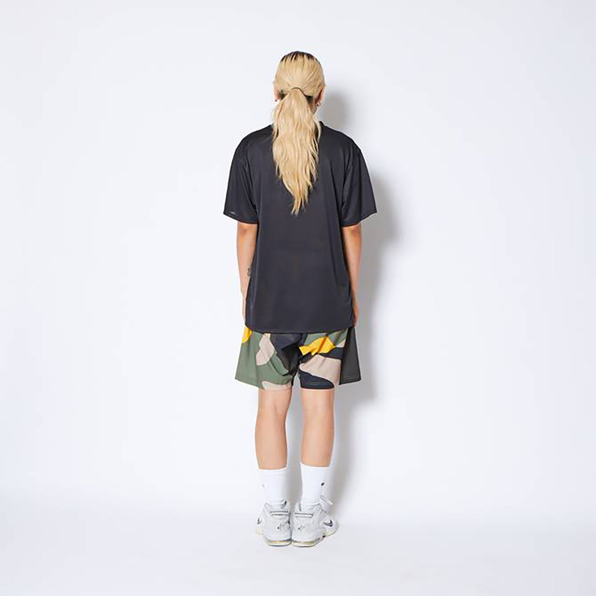 SEASONAL NICK SPORTS TEE