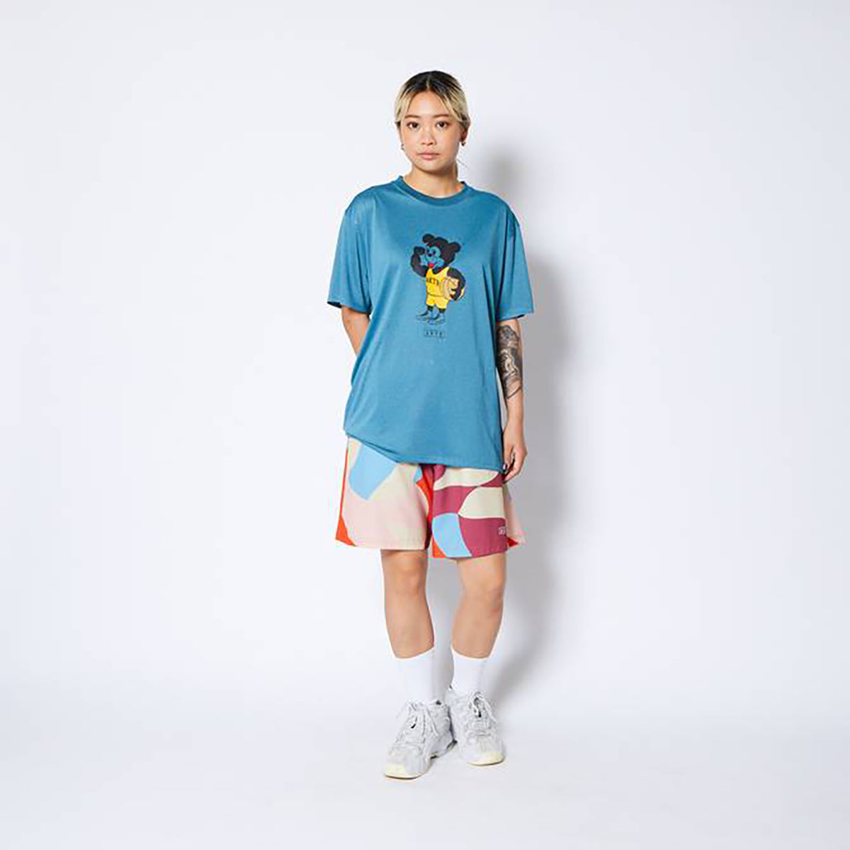 SEASONAL NICK SPORTS TEE