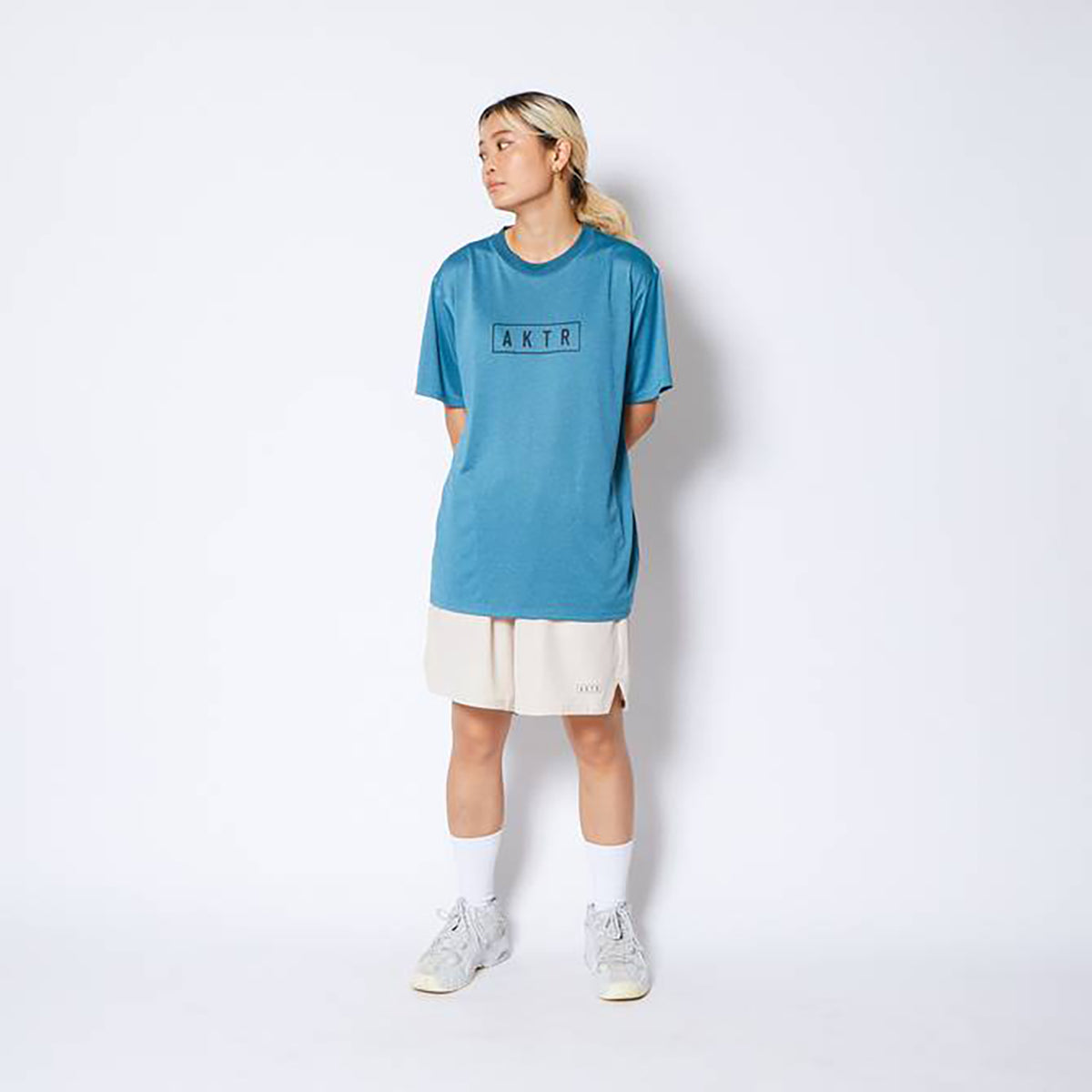 SEASONAL AKTR LOGO SPORTS TEE