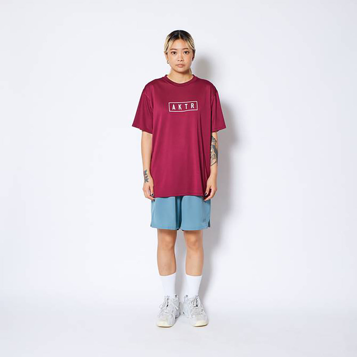 SEASONAL AKTR LOGO SPORTS TEE