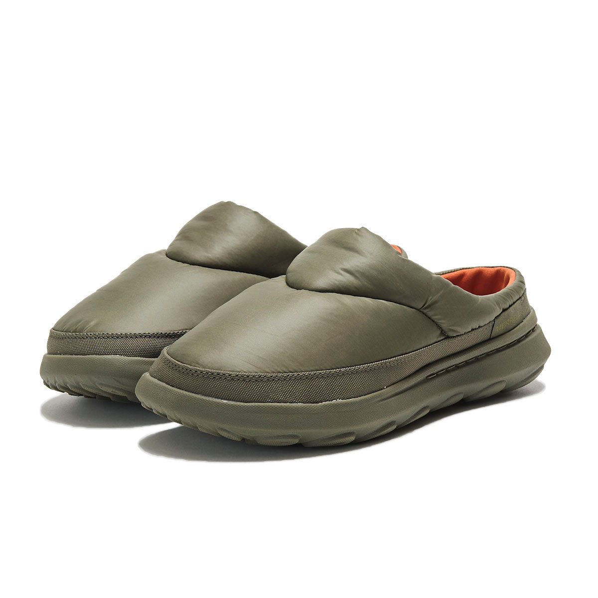 HUT MOC 2 QUILTED SLIDE