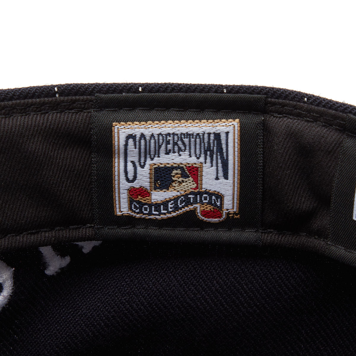 NEW YORK YANKEES COOPERSTOWN PILLBOX 【10月12日以降発送予定】