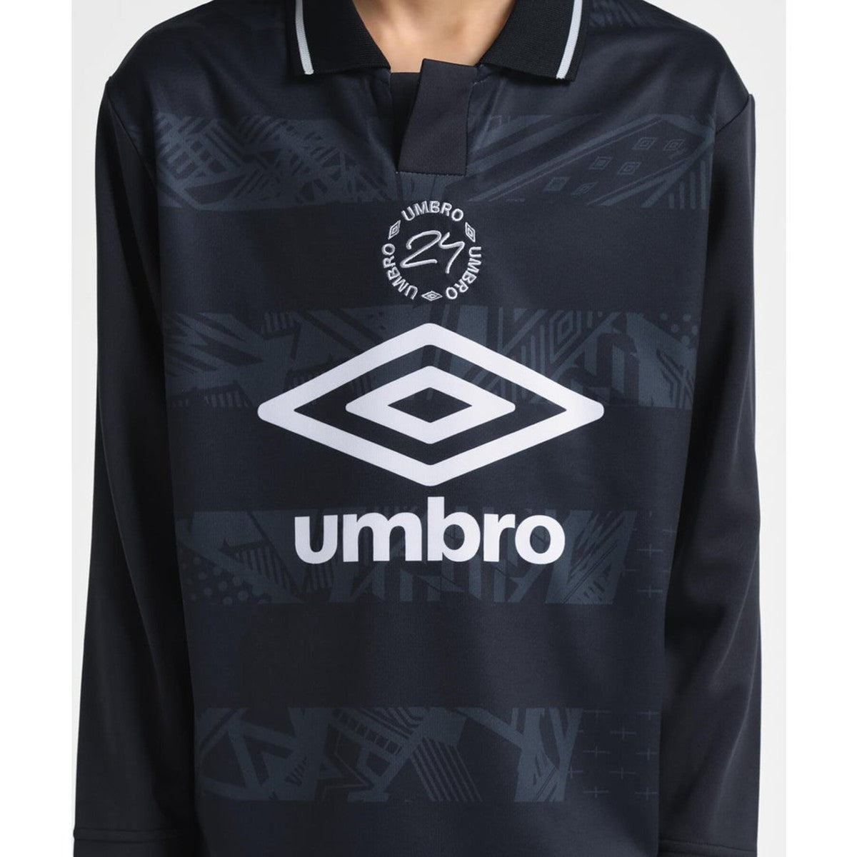 THE THIRD JUNIOR GRAPHIC PRACTICE SHIRT