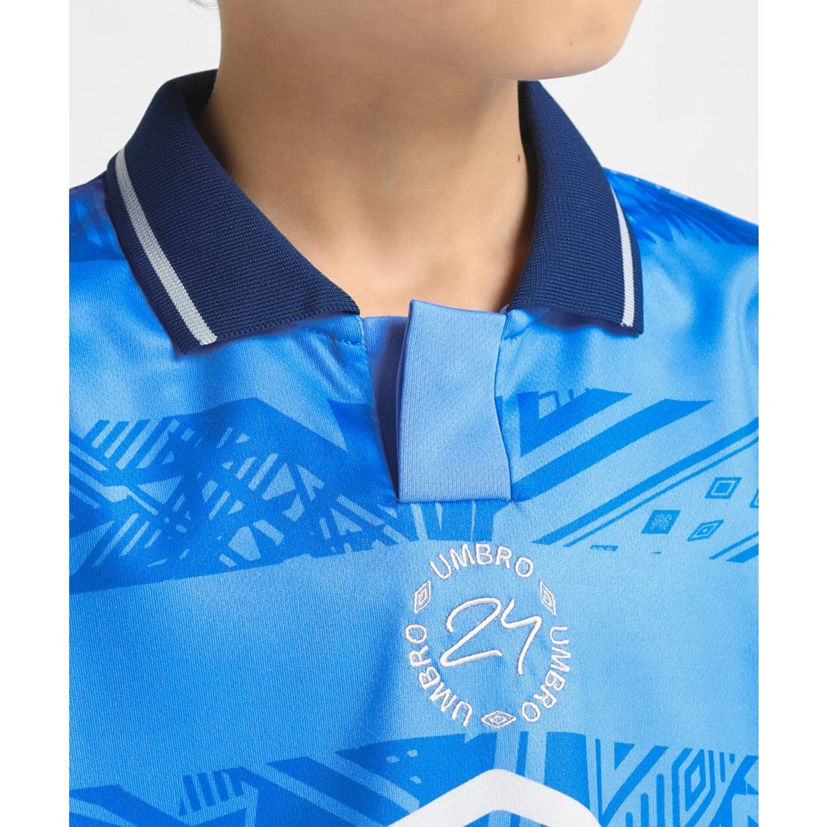 THE THIRD JUNIOR GRAPHIC PRACTICE SHIRT