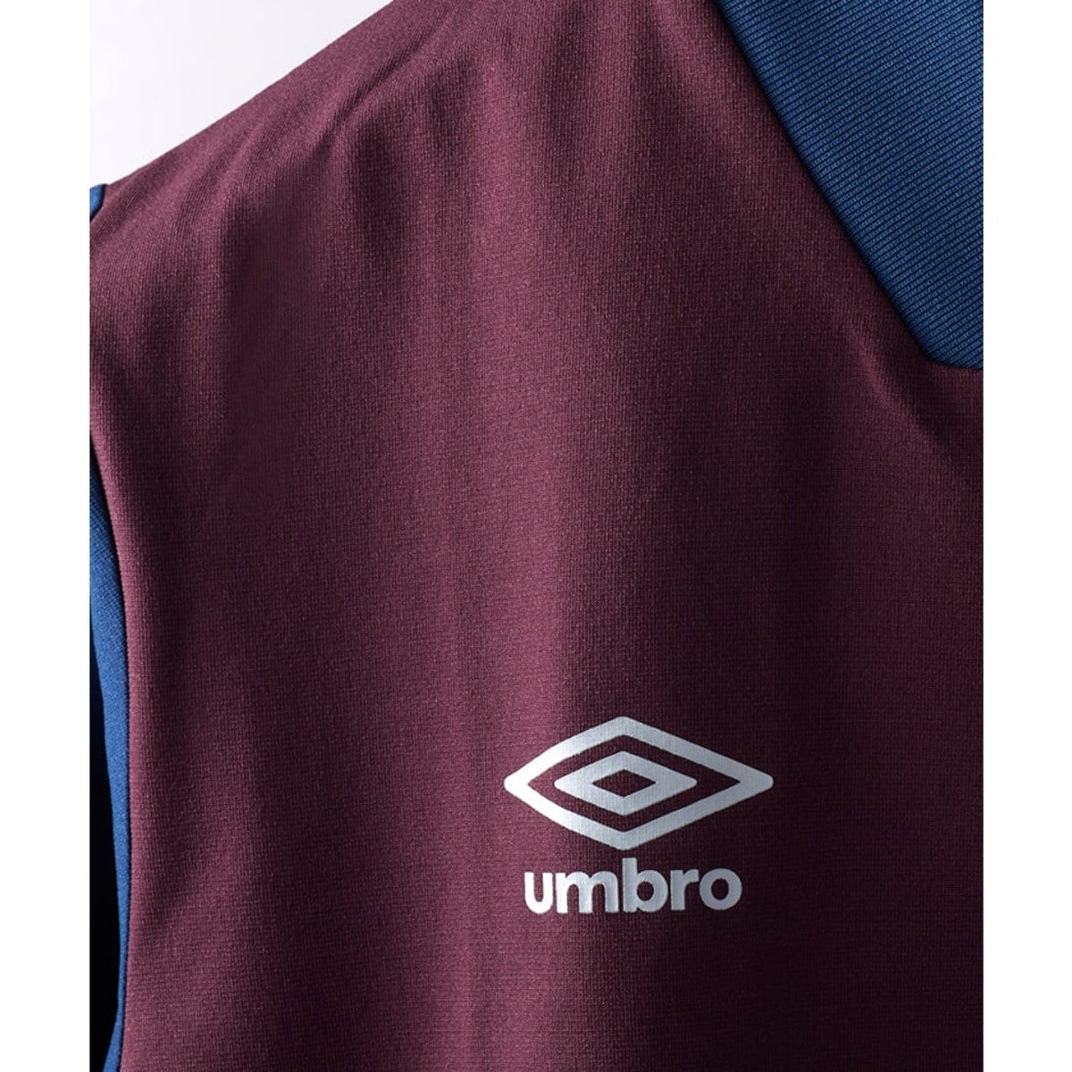 THE THIRD JUNIOR FEEL TECH PRACTICE SHIRT