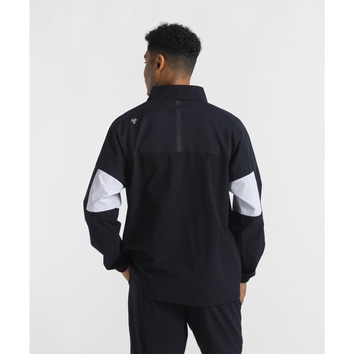 THE THIRD LINED CROSS TOP