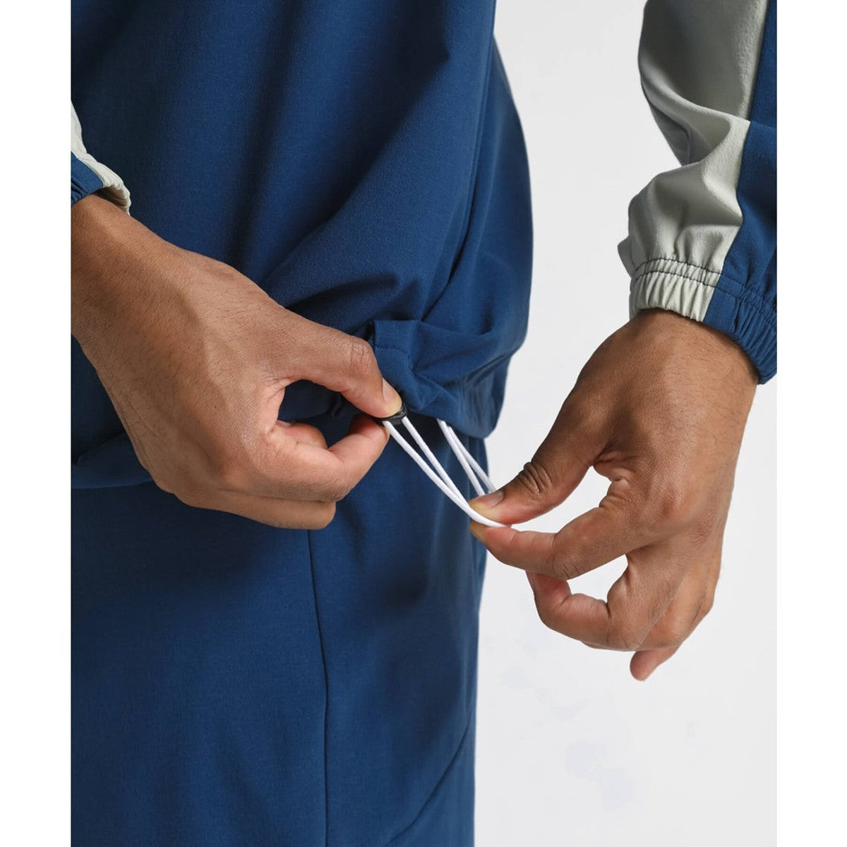 THE THIRD LINED CROSS TOP