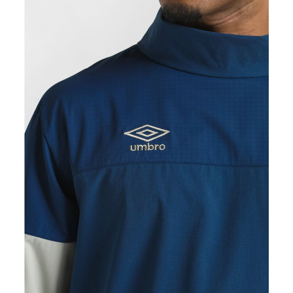 THE THIRD LINED CROSS TOP