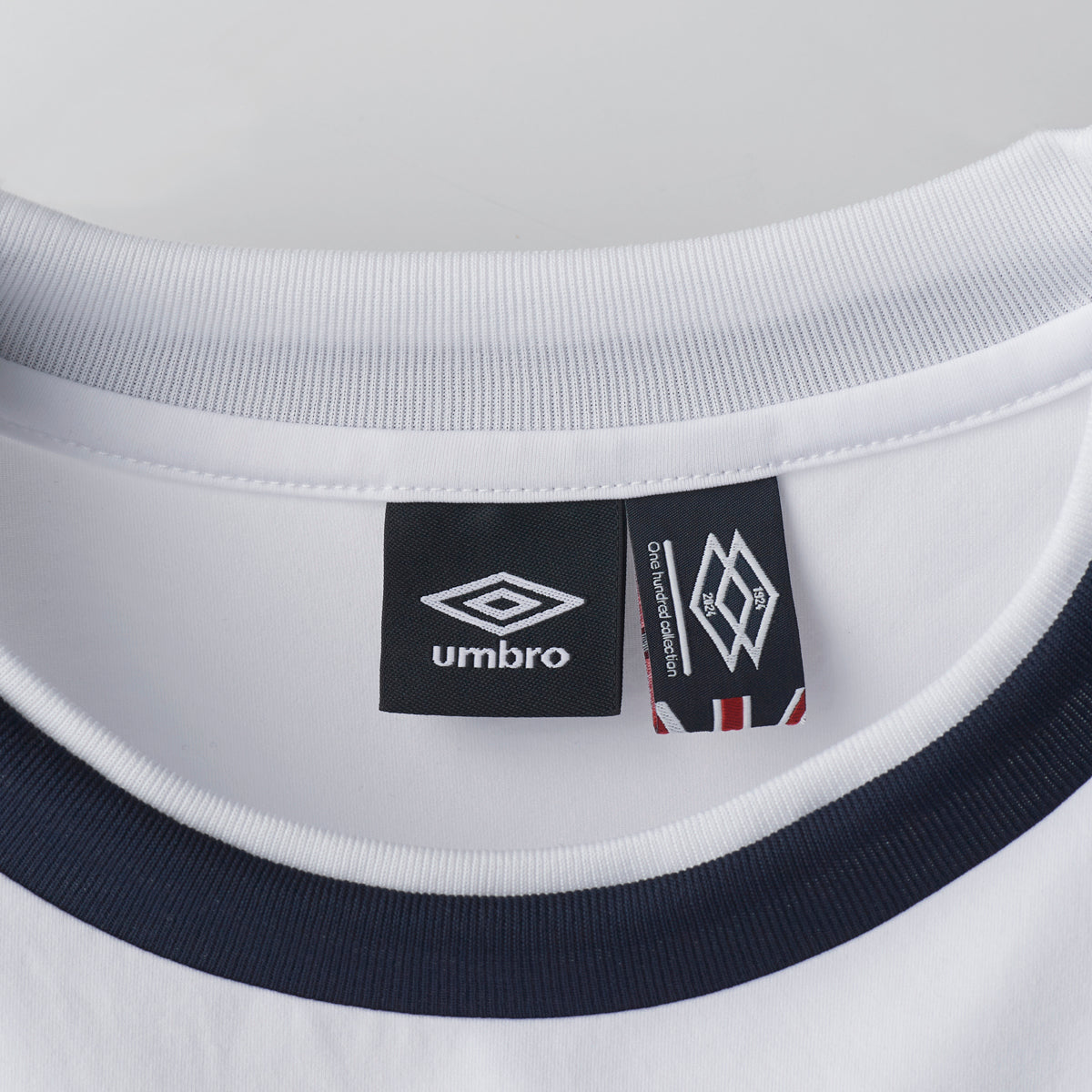 AWAY DAYS WIDE PRACTICE SHIRT