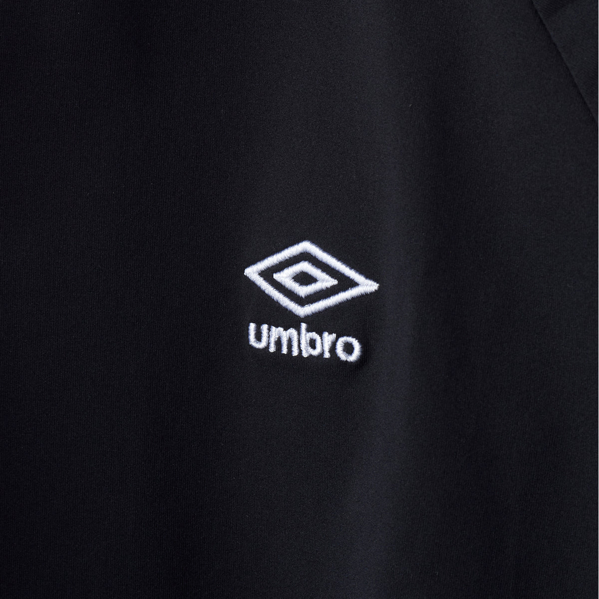 AWAY DAYS LONG SLEEVE WIDE COLLARED PRACTICE SHIRT