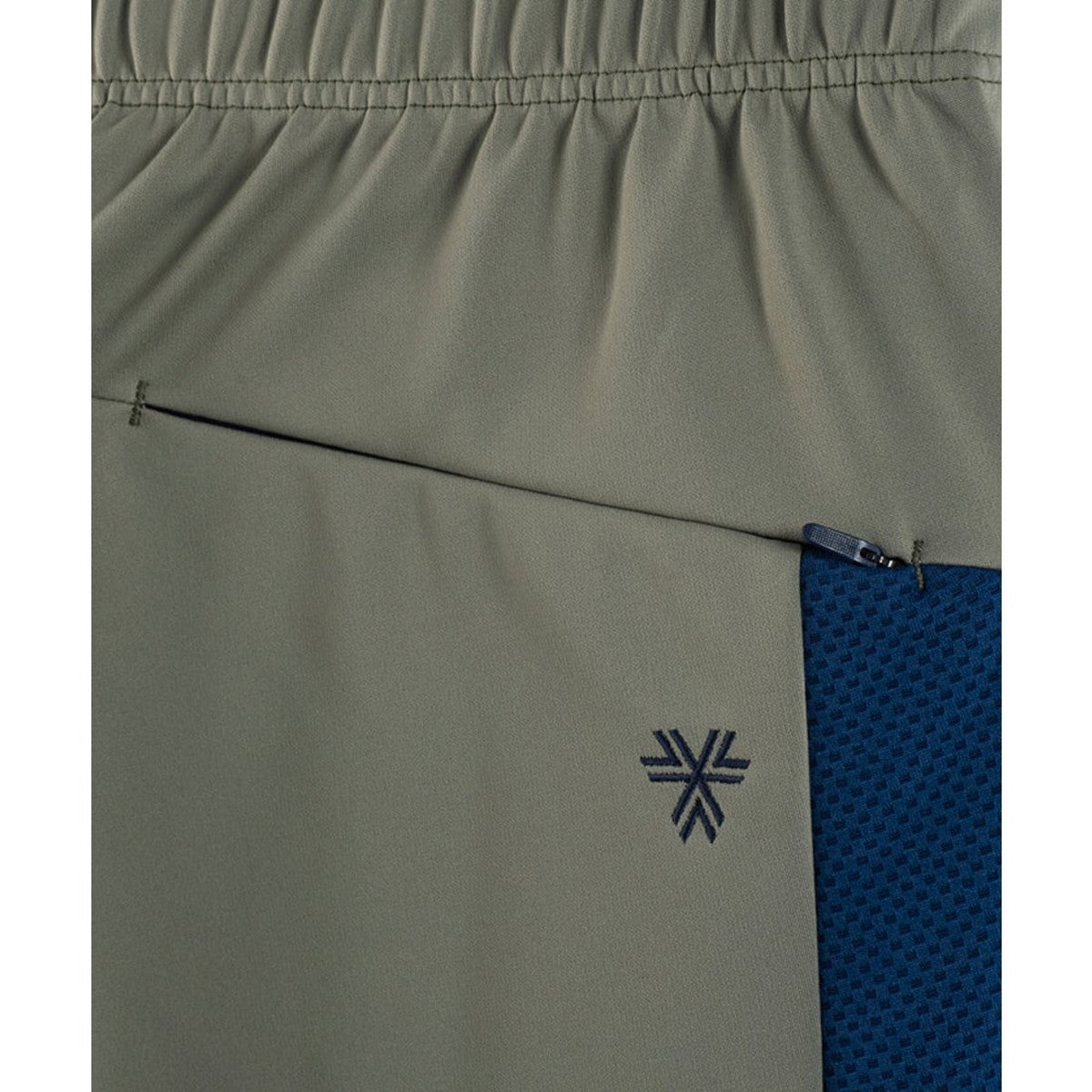 THE THIRD WARM-UP PANTS