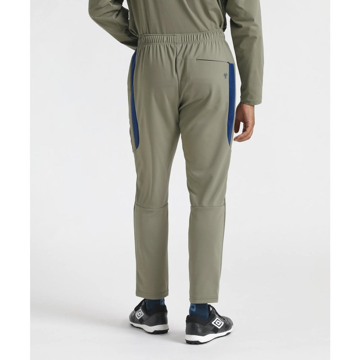 THE THIRD WARM-UP PANTS