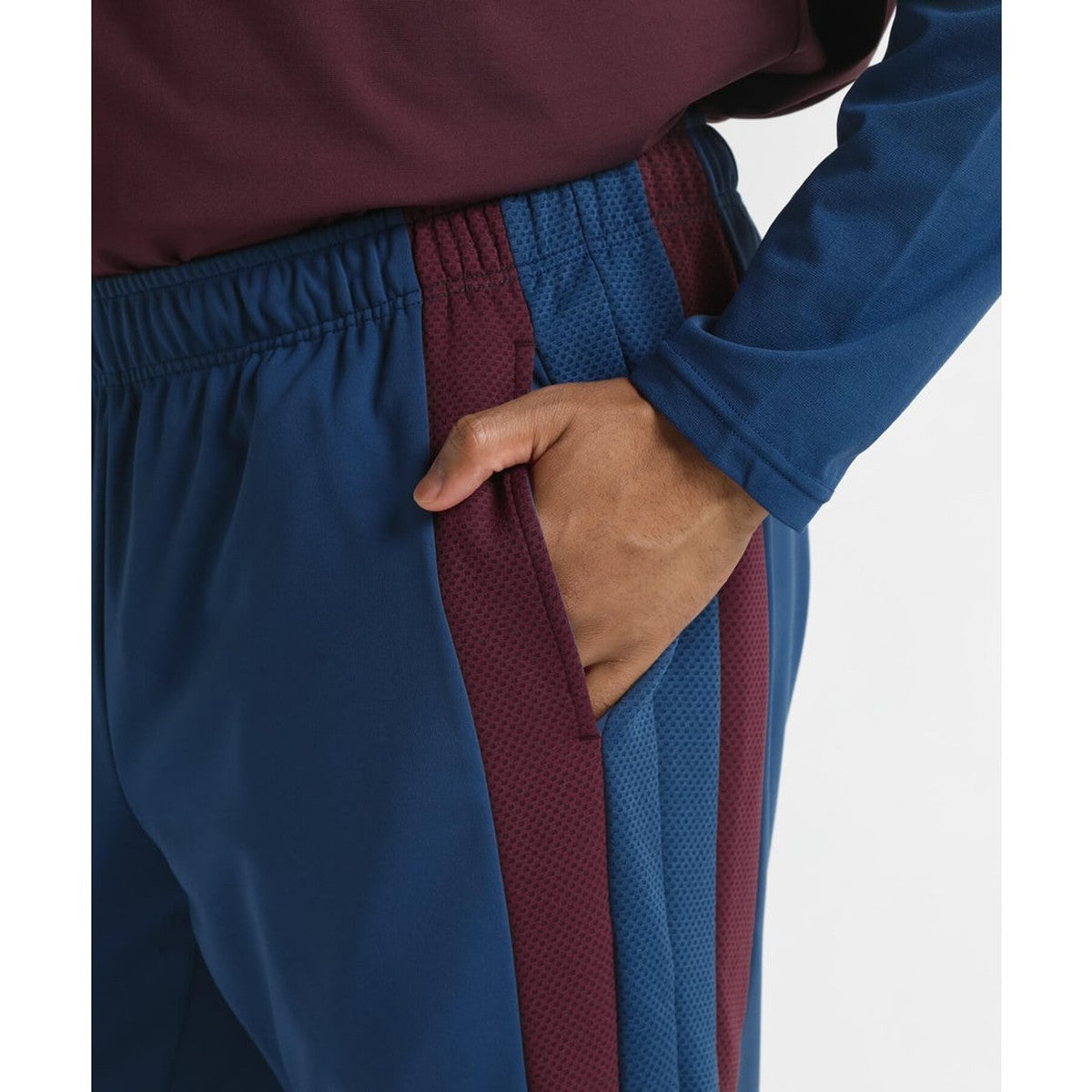 THE THIRD WARM-UP PANTS