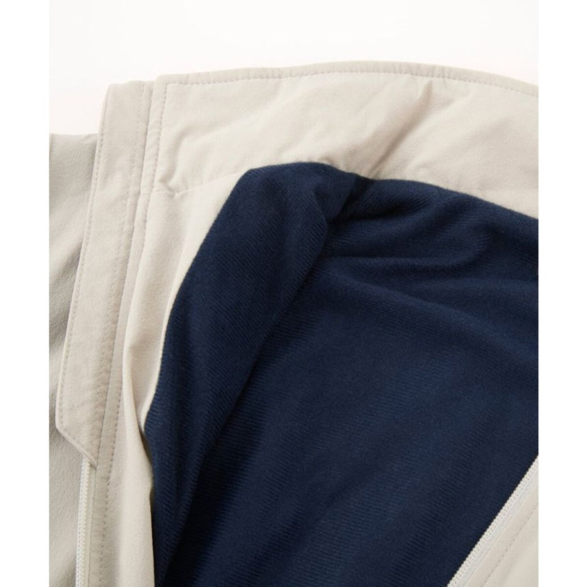 THE THIRD WIND JACKET