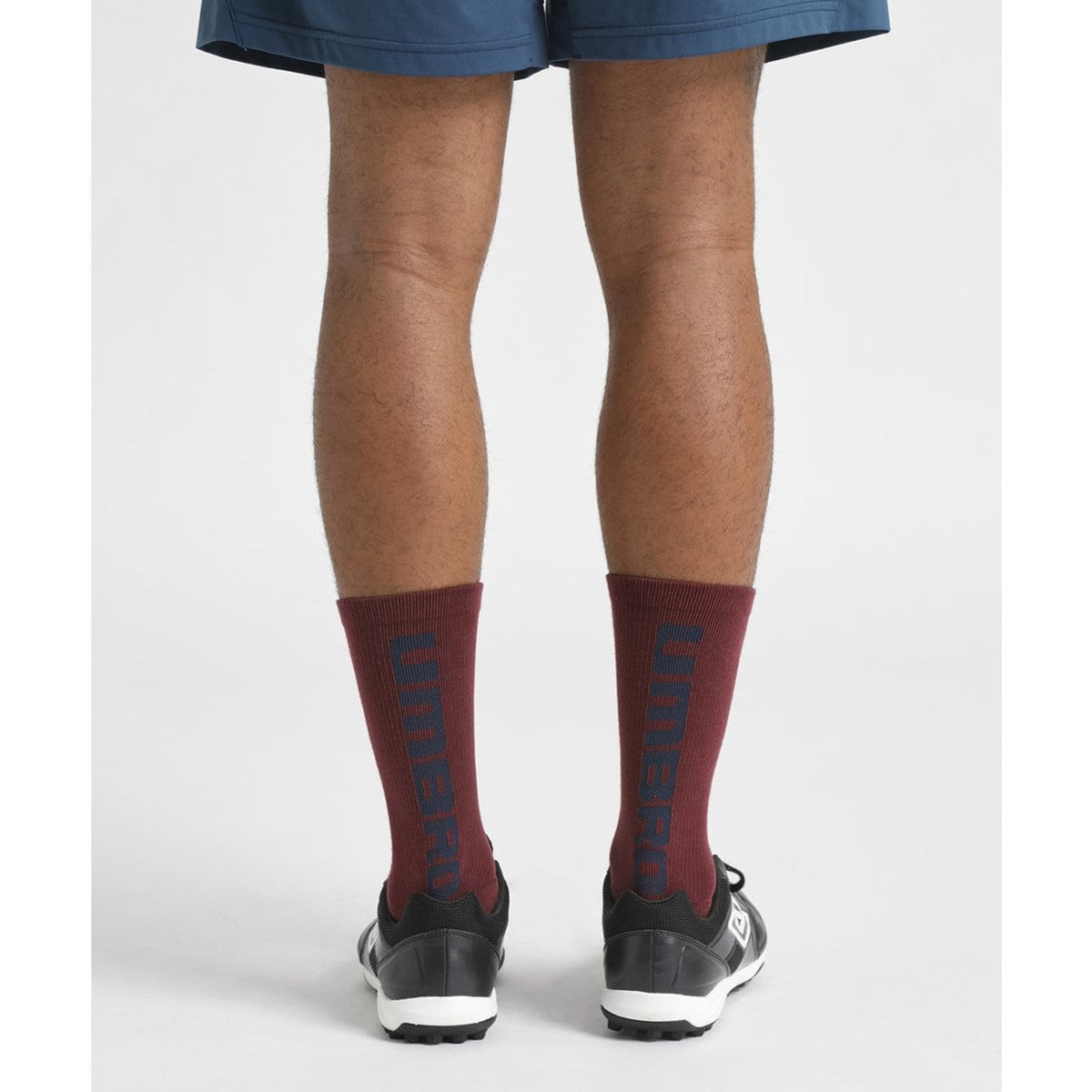 THE THIRD MIDDLE STOCKINGS