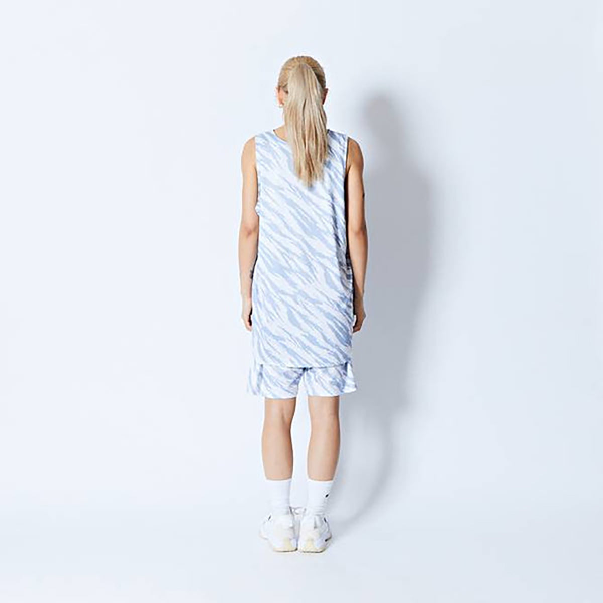 BEAST CAMO REVERSIBLE TANK