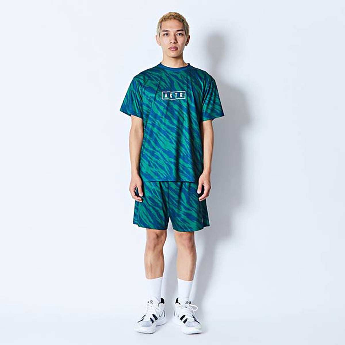 BEAST CAMO AKTR LOGO SPORTS TEE