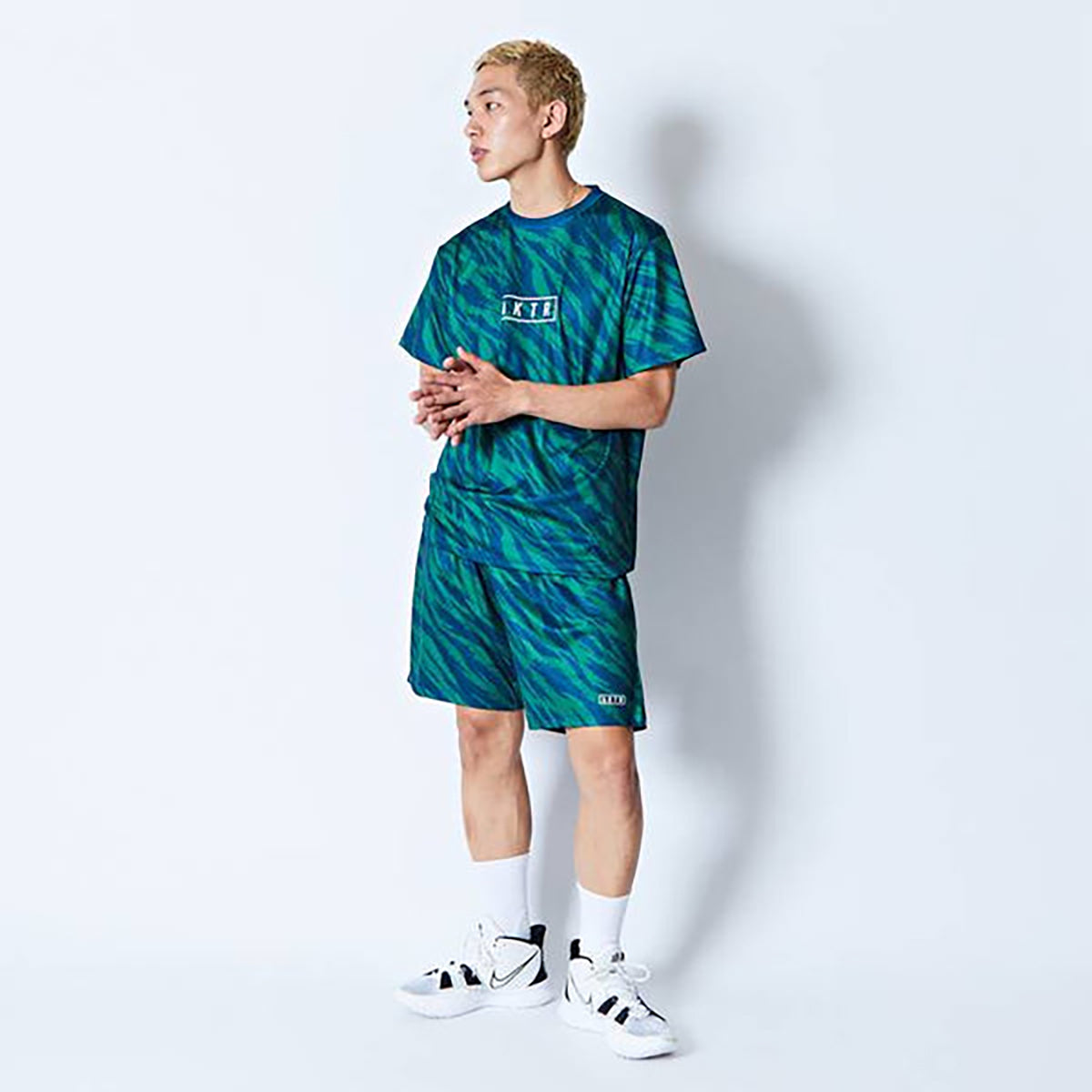 BEAST CAMO AKTR LOGO SPORTS TEE