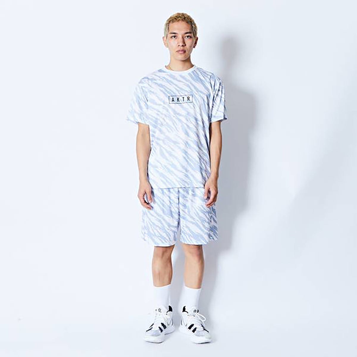 BEAST CAMO AKTR LOGO SPORTS TEE