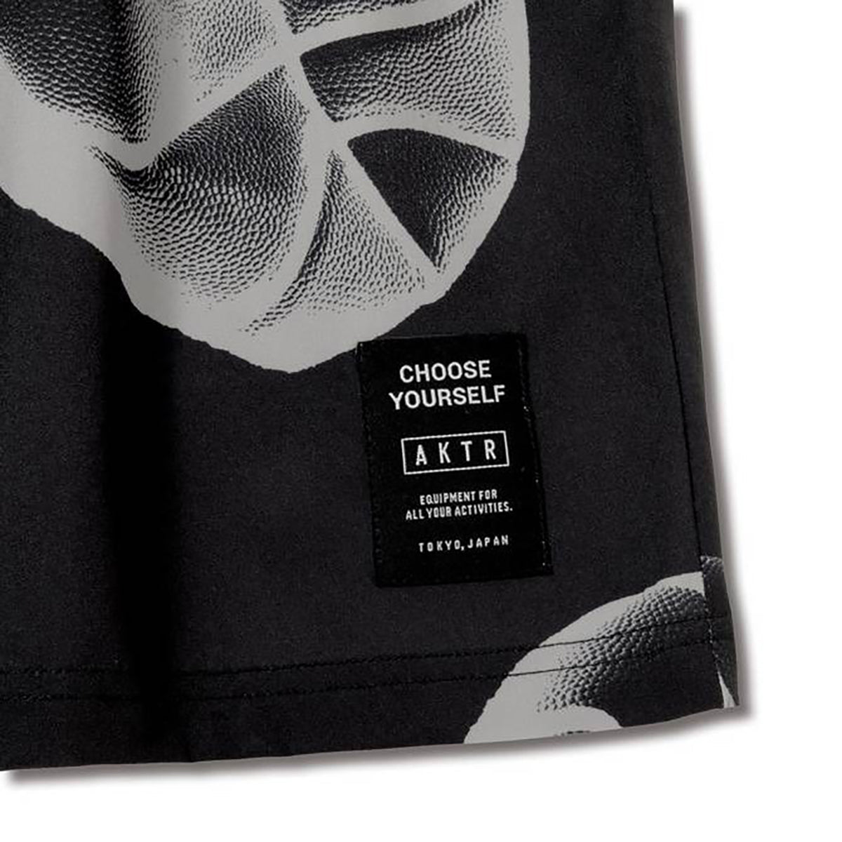 B.B. DOT 6.5-INCH SHORTS