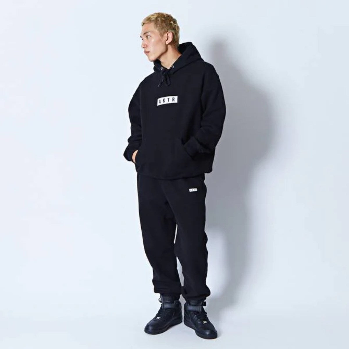 AKTR LOGO SWEAT PULLOVER HOODIE