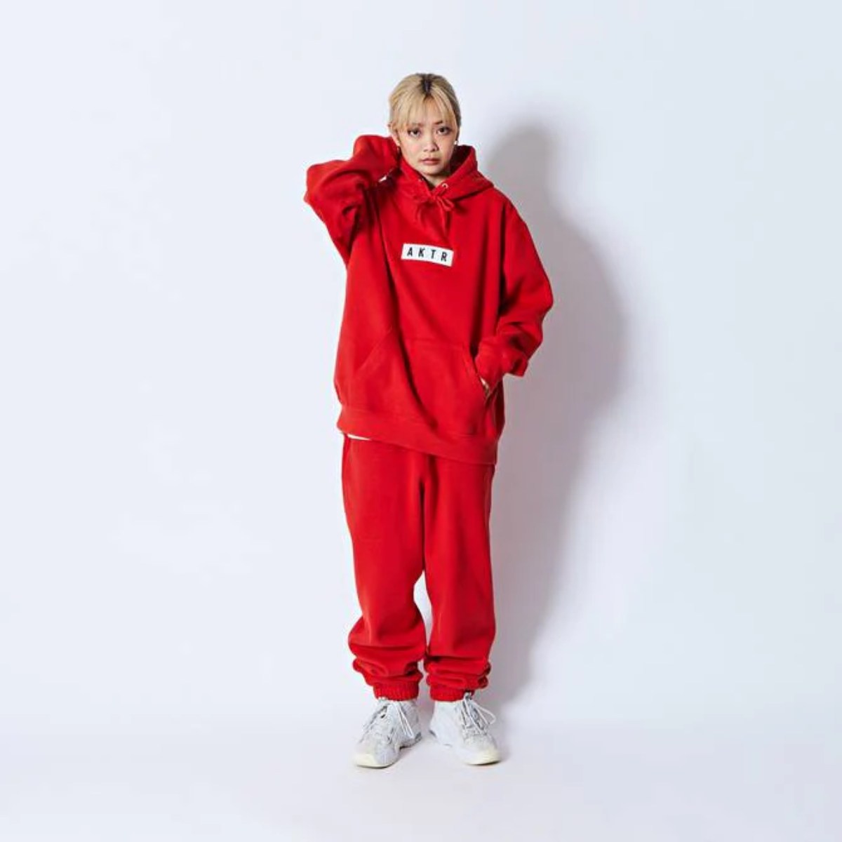 AKTR LOGO SWEAT PULLOVER HOODIE